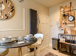 Nirvana Apartment Sunniest Spot in Scarborough