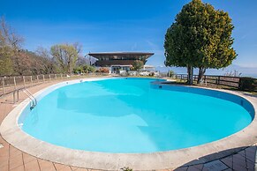 Aton House in Villaggio Sanghen