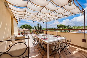 Terrazza Apuana A Few Steps From The Sea