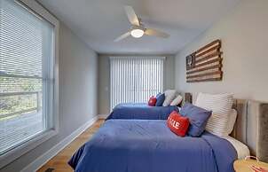 Fall Festivities - 4BR Home by IU Stadium Bloomington Bliss