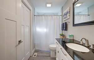 Fall Festivities - 4BR Home by IU Stadium Bloomington Bliss