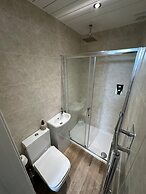 Prestwick/kingb/petsok/freep/ Wifi/tv