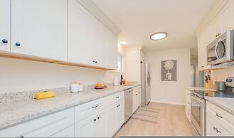 The Beehive New 4 Bedroom Listing Next to CNU