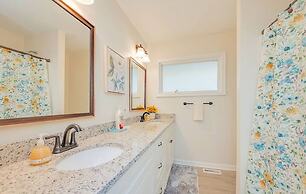 The Beehive New 4 Bedroom Listing Next to CNU