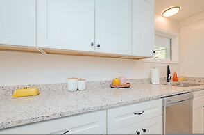 The Beehive New 4 Bedroom Listing Next to CNU