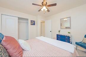 The Beehive New 4 Bedroom Listing Next to CNU