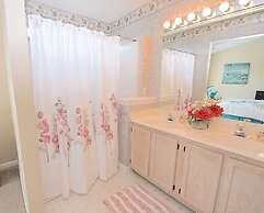 Coastal Getaway Large Clean-n-cozy 3bdrm Home