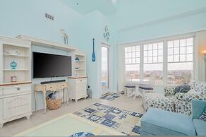 Penthouse By The Sea Huge Home w Amazing Views