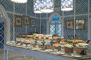 Raj Niwas Palace