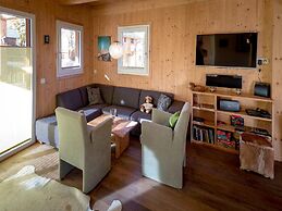 Amazing Chalet With Sauna