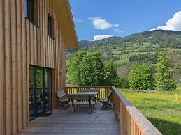 Majestic Chalet With Sauna