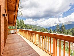 Inviting Chalet on the Ski-slope