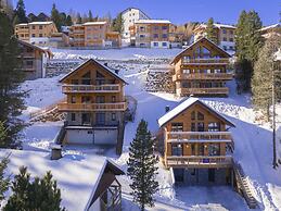 Inviting Chalet on the Ski-slope