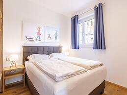 Inviting Chalet on the Ski-slope