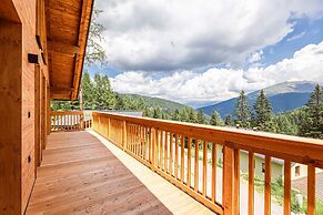 Inviting Chalet on the Ski-slope