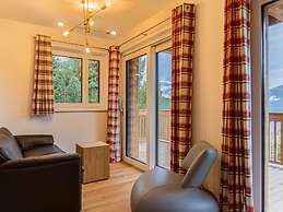 Spacious Apartment With Terrace