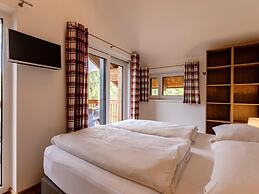 Spacious Apartment With Terrace