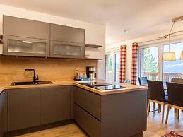 Spacious Apartment With Terrace