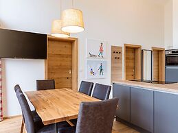 Spacious Apartment With Terrace