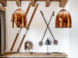 Attractive Chalet on the Ski-slopes