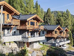 Attractive Chalet on the Ski-slopes