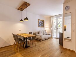 Cosy Apartment With Terrace