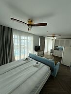 Ocean View Apartments - Ocean View