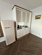 Ocean View Apartments - Ocean View