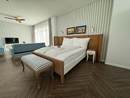 Ocean View Apartments - Ocean View