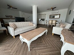 Ocean View Apartments - Ocean View