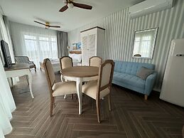 Ocean View Apartments - Ocean View