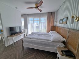 Ocean View Apartments - Ocean View