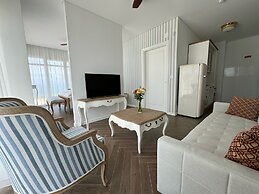 Ocean View Apartments - Ocean View