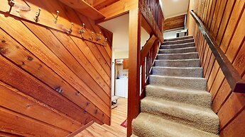 Snowcreek I #47 4 Bedroom Condo