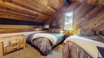 Snowcreek I #47 4 Bedroom Condo