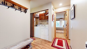 Snowcreek I #47 4 Bedroom Condo