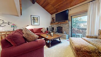 Snowcreek I #47 4 Bedroom Condo