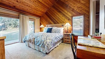 Snowcreek I #47 4 Bedroom Condo