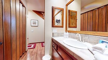 Snowcreek I #47 4 Bedroom Condo