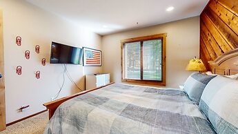 Snowcreek I #47 4 Bedroom Condo