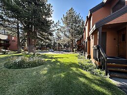 Snowcreek I #47 4 Bedroom Condo