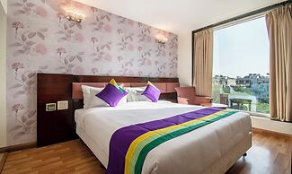 Treebo The Living Tree Karimnagar