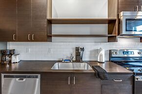 Roxy Condo 203 in Bremerton