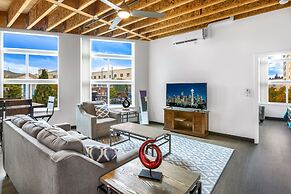 Admiral Condo 201 in Bremerton