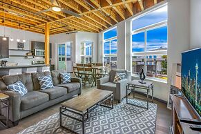 Admiral Condo 201 in Bremerton