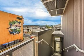 Admiral Condo 201 in Bremerton