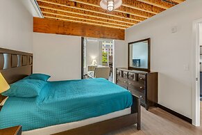 Tracyton Condo 202 in Bremerton