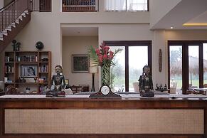 Gilded Palms Villa, Ubud Payangan, Bali