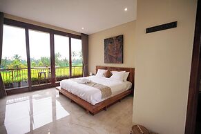 Gilded Palms Villa, Ubud Payangan, Bali