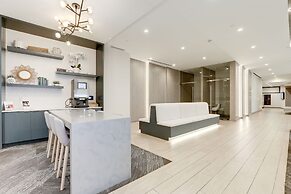 Elegant 2BR Apartment Minutes From DC